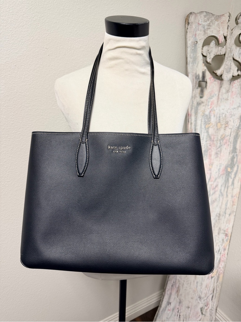 Kate Spade all Day Large Tote  Black Pebbled Leather Tote